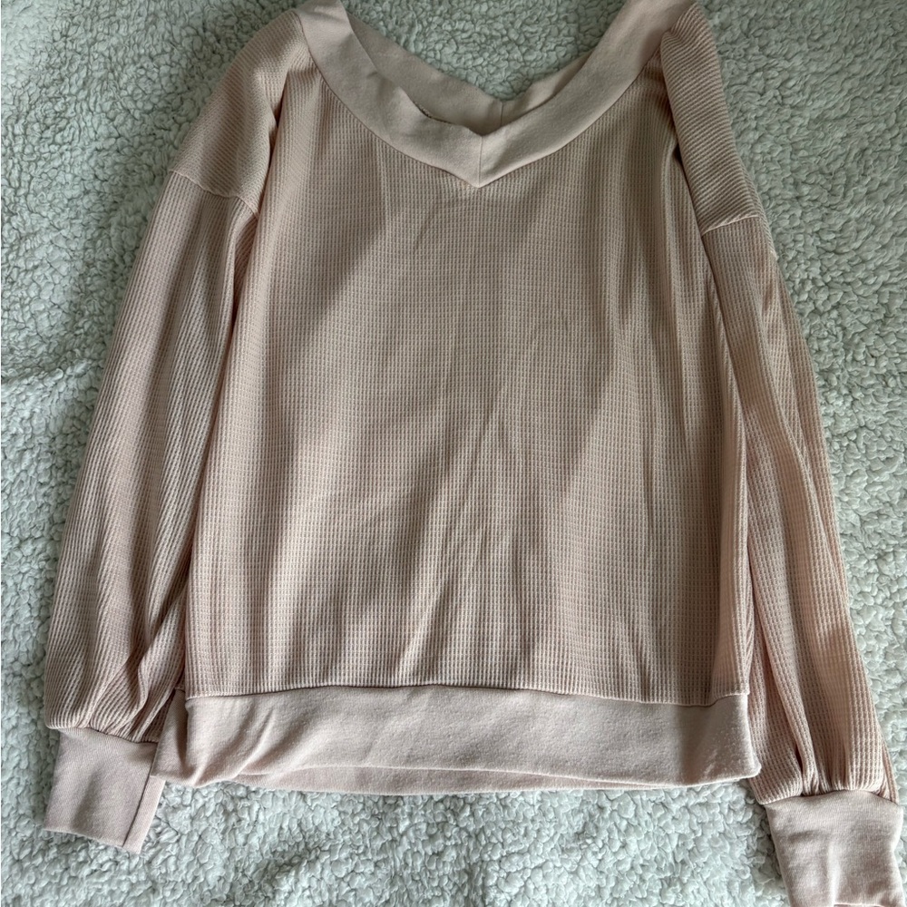 Light Blush Knit V-Neck Pullover
